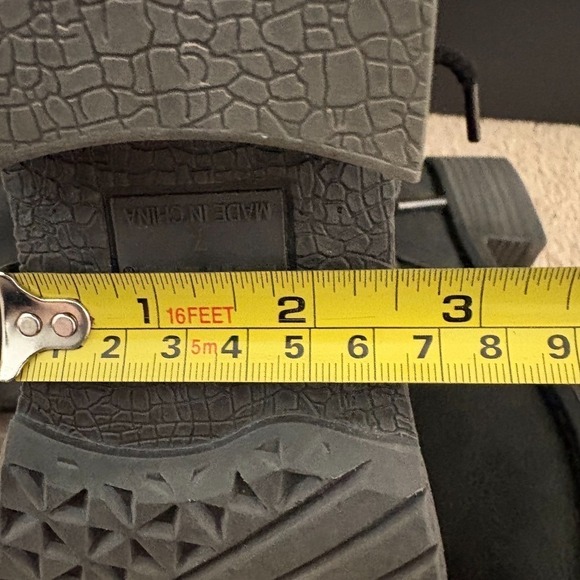 NWT MUK LUKS Women's Gray Mid-Calf Boots Size 7 Knit Cuff Side Zip Memory Foam - Picture 16 of 16